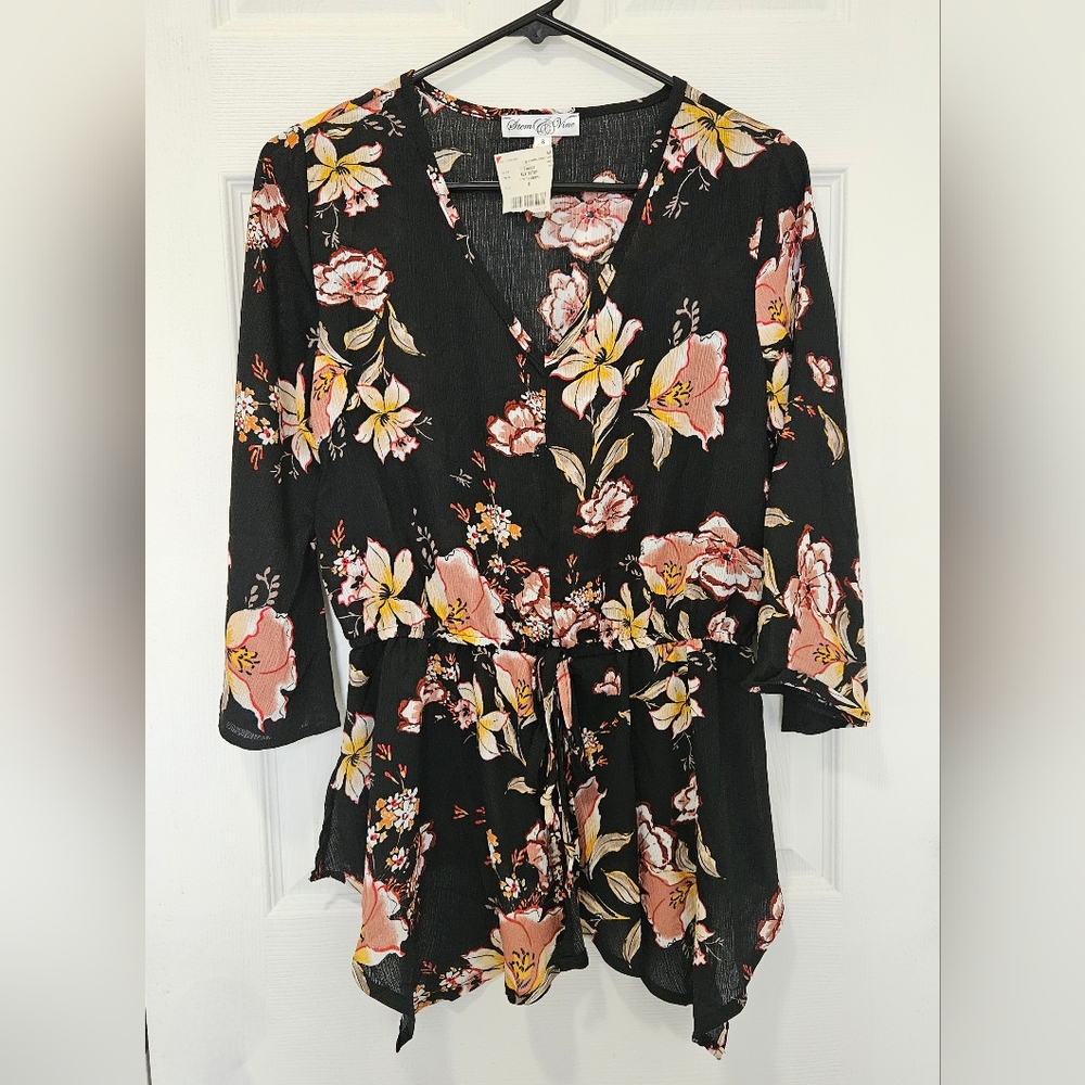 Stem & Vine Floral Black and Pink Top